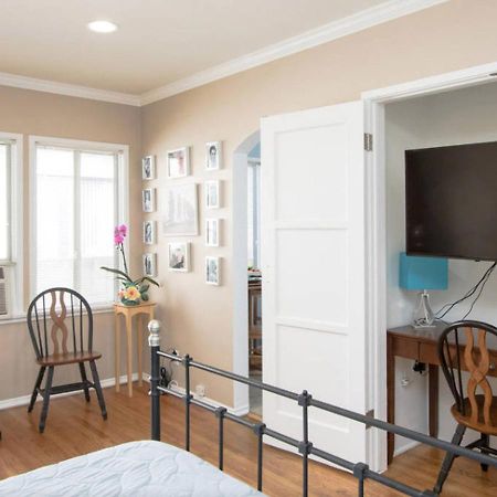 The Burbank Sanctuary - Be Pampered - Full Kitchen Apartment Ngoại thất bức ảnh