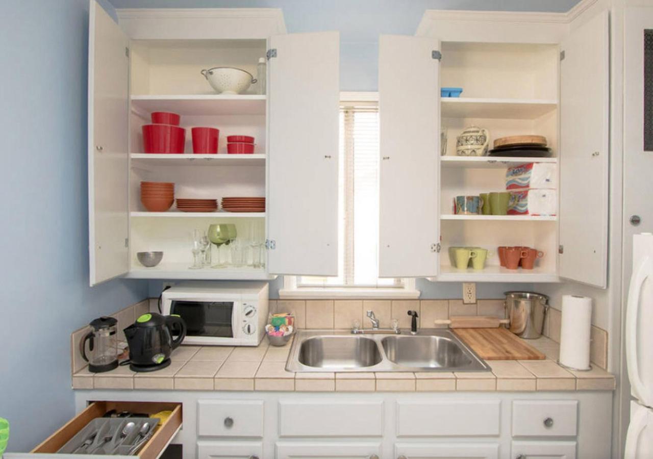 The Burbank Sanctuary - Be Pampered - Full Kitchen Apartment Ngoại thất bức ảnh
