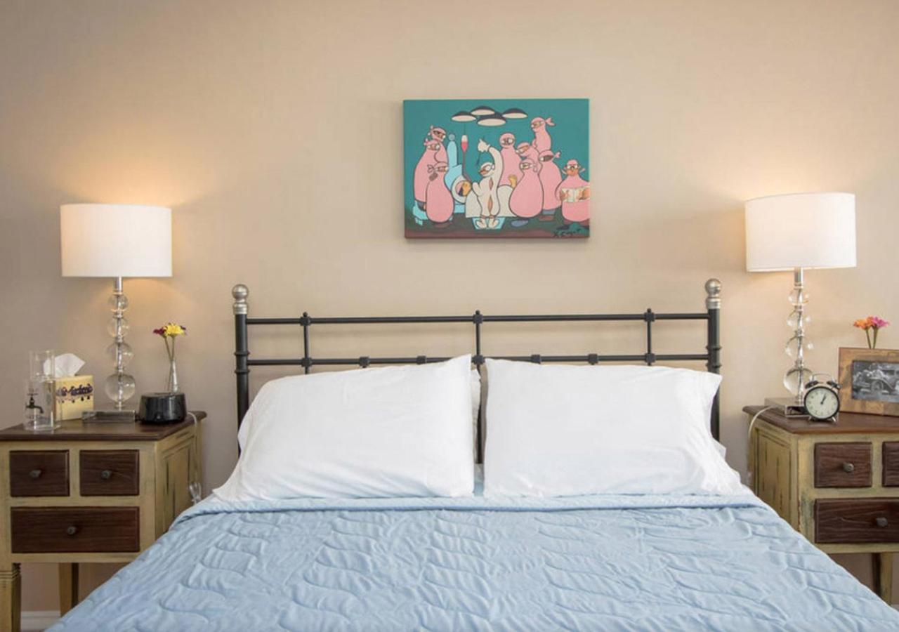 The Burbank Sanctuary - Be Pampered - Full Kitchen Apartment Ngoại thất bức ảnh